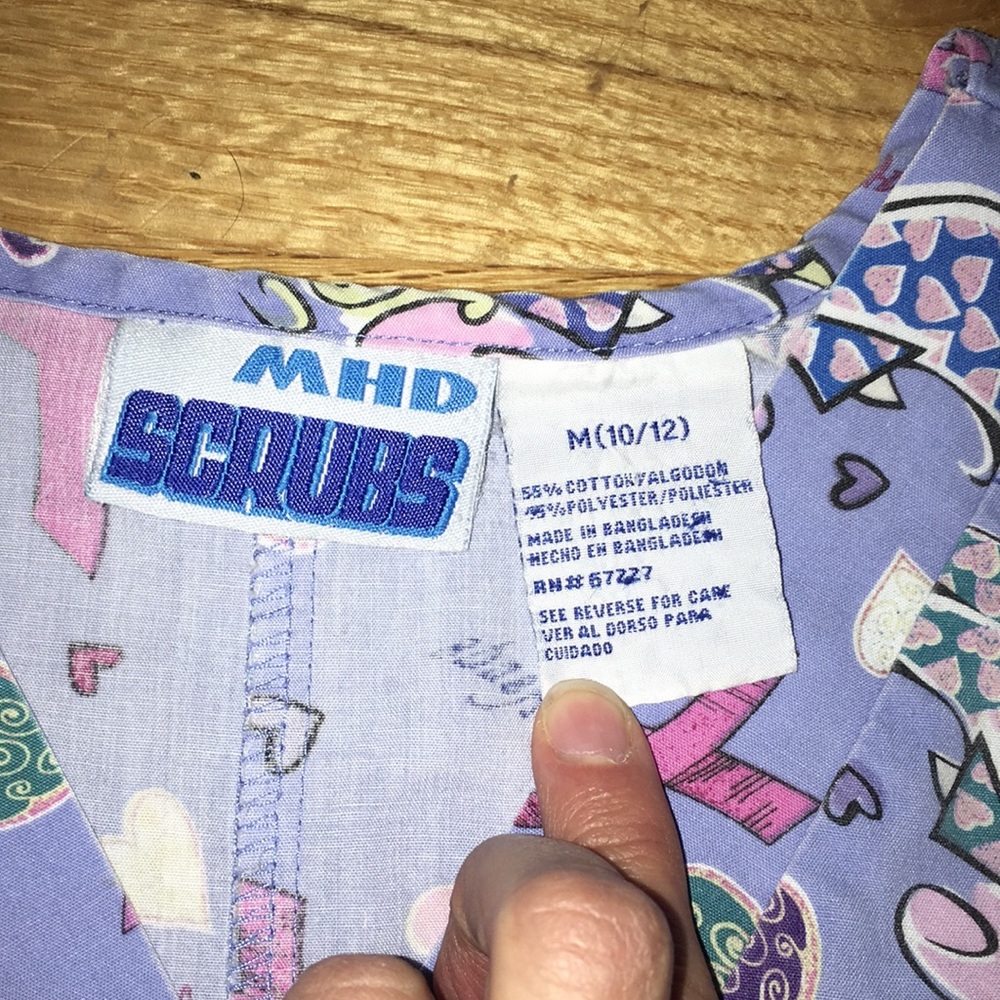 Scrub top - Picture 3 of 3